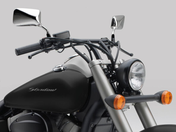 Honda VT750C2B Shadow Black Spirit